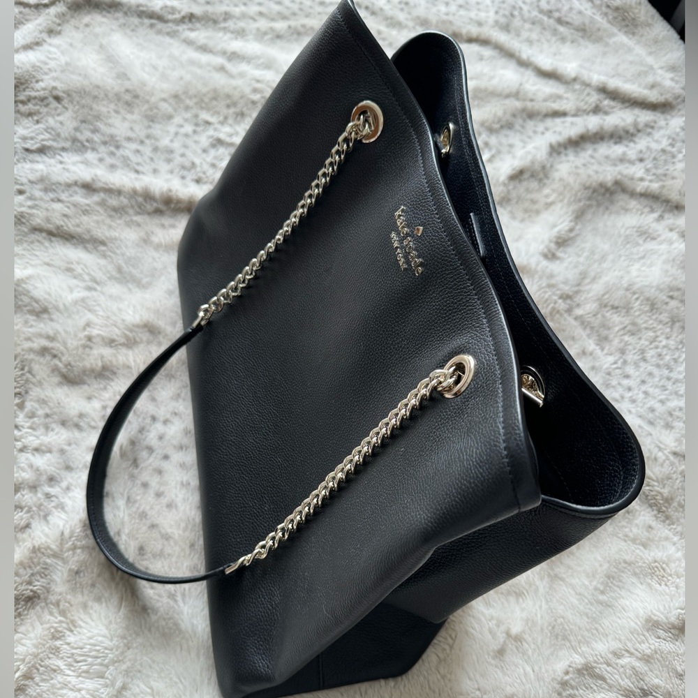Kate Spade Large Black Leather Tote Bag with Gold Chain Laptop Compartment - Picture 7 of 12